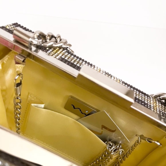 CRYSTALS EMBELLISHED BOX CLUTCH NWT - Picture 7 of 8